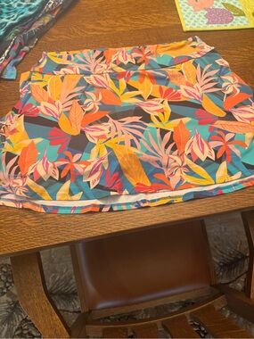 Dona Jo golf skort size Xlarge